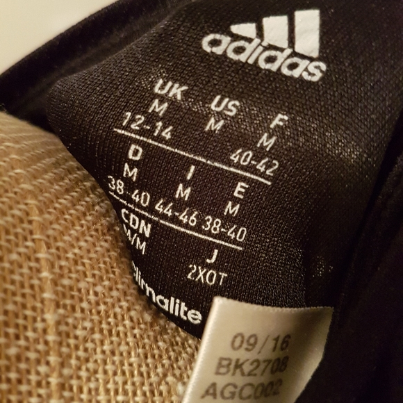 Sz M Adidas Climalite Tshirt. - Picture 3 of 5